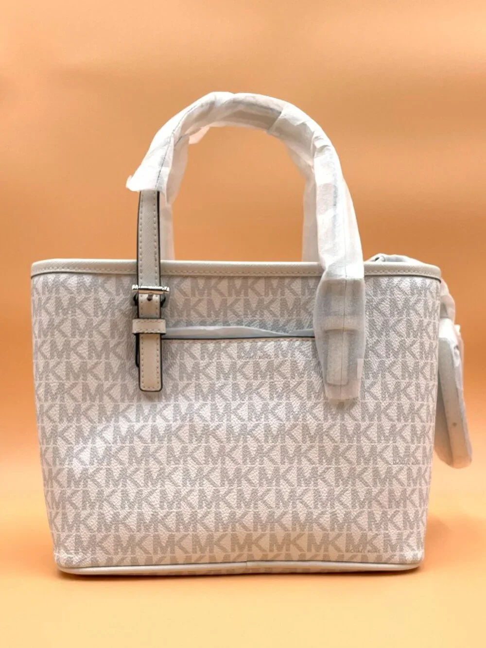 NWT Michael Kors Jet Set Travel XS Carryall Convertible Top Zip Tote – Optic Wht